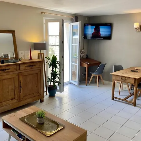 Chauveau - Entre Port Et * Saint-Martin-de-Ré